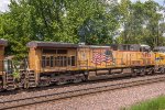 UP 5683, GE AC44CWCTE, westbound on the UPRR